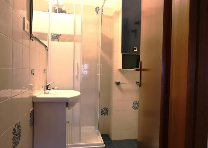 Nyaraló Imhome Cattinara *